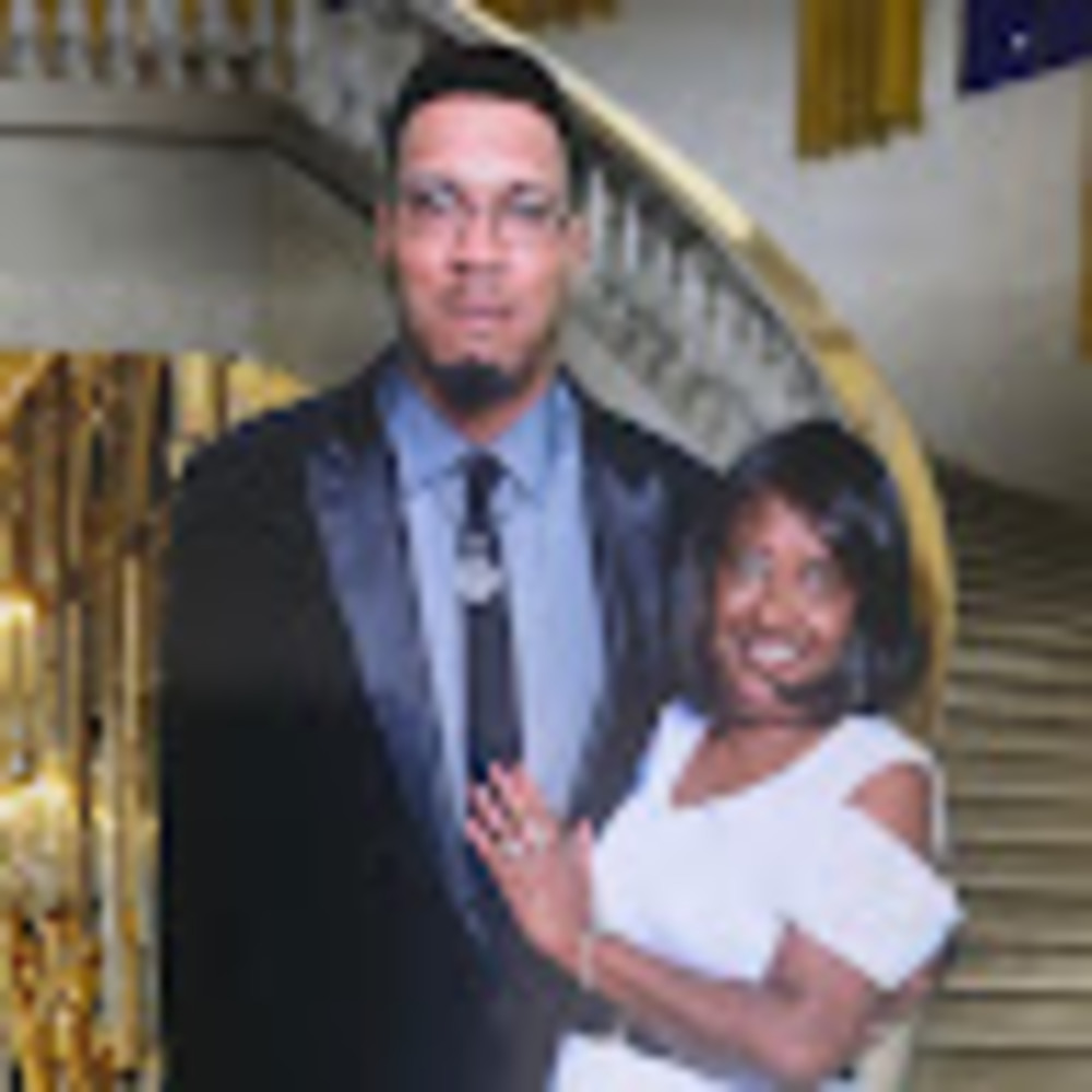 Meet your Posher, Vivian